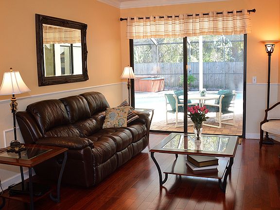 5th image of 10136 Vista Pointe Dr