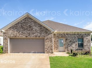 444 White Oak Cir, Lincoln, AL 35096