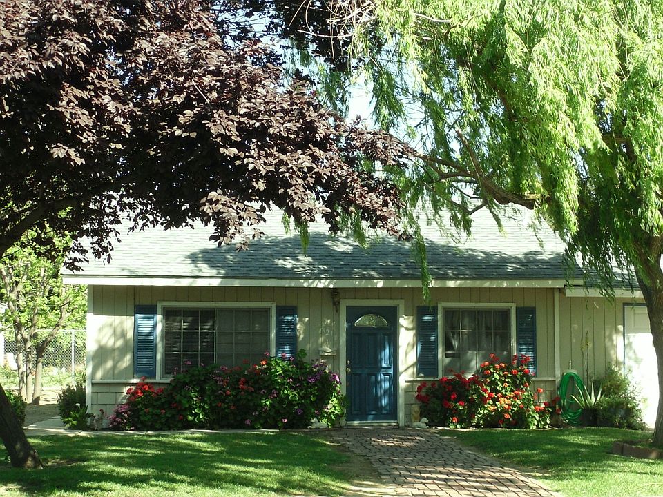 Quiet Old Patterson Neighborhood