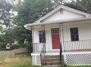 65 Pine St, Seekonk, MA 02771