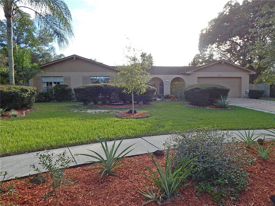 1st image of 401 Park Manor Dr