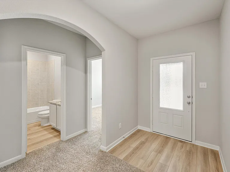 2113 Erlinda Dr — Photo 5