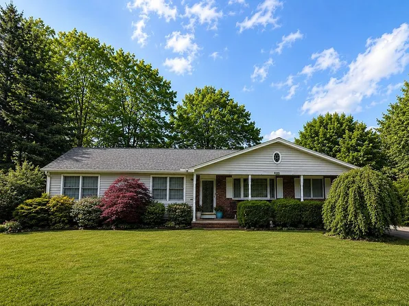 11 Berkshire Dr, Egg Harbor Township, NJ 08234