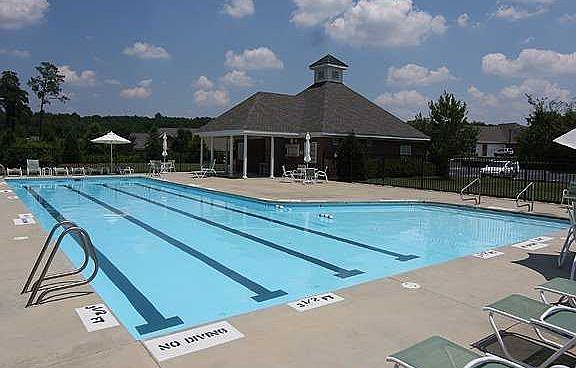 Neighborhood Pool with Community events!