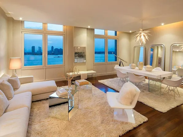 92 Laight St APT 10D, New York, NY 10013