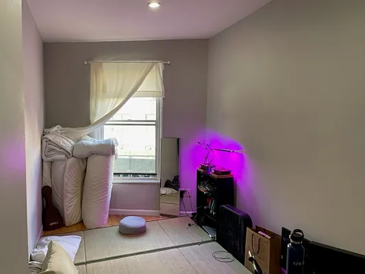 Rented by Friedman Roth Realty | media 17