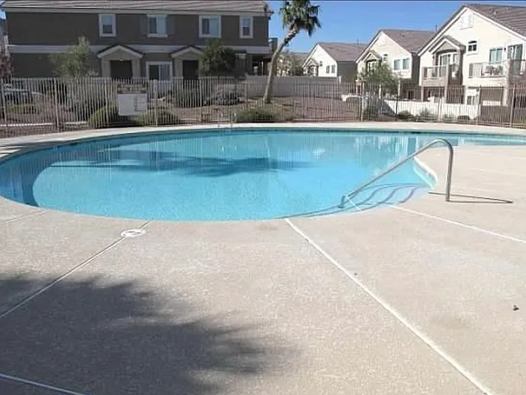 1142 Grass Pond Pl #102 — Photo 2