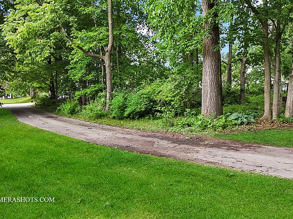 5th image of 25 Coy Park Dr