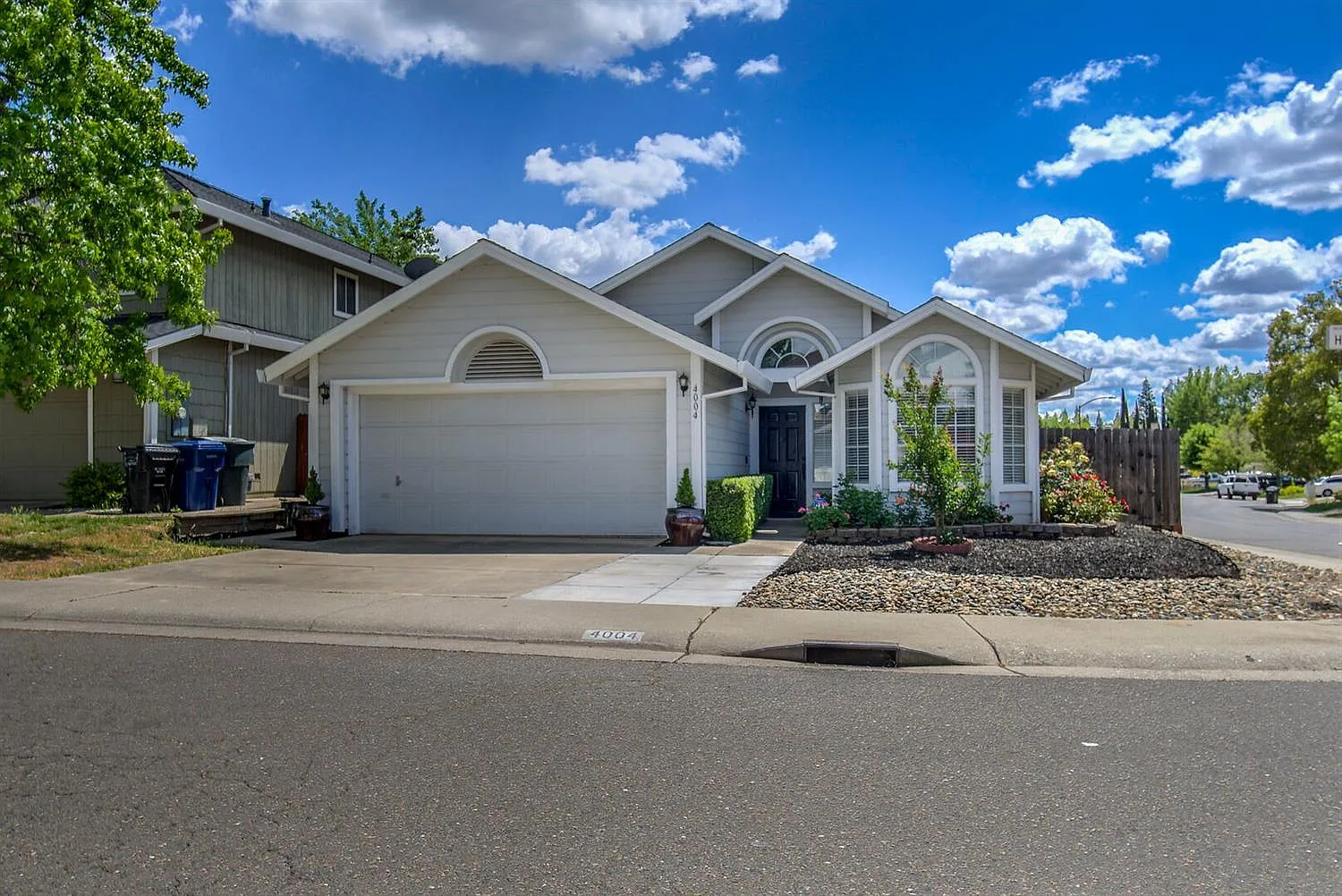 4004 Honey Rose Pl photo 1