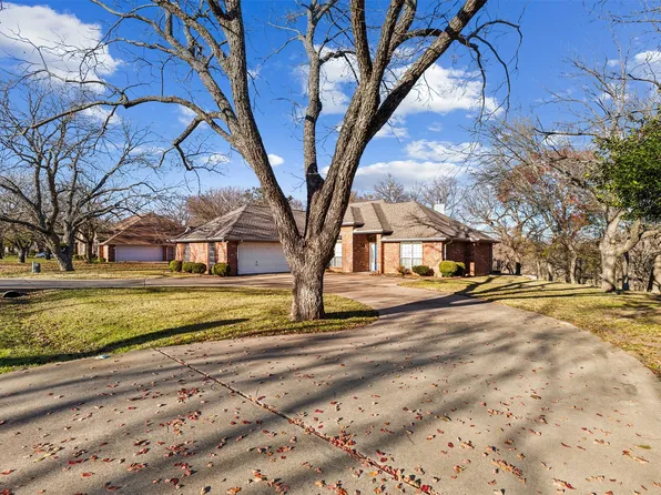 8710 Ravenswood Rd, Granbury, TX 76049