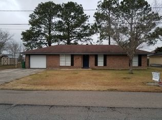 216 Twin Oaks Dr, Raceland, LA 70394