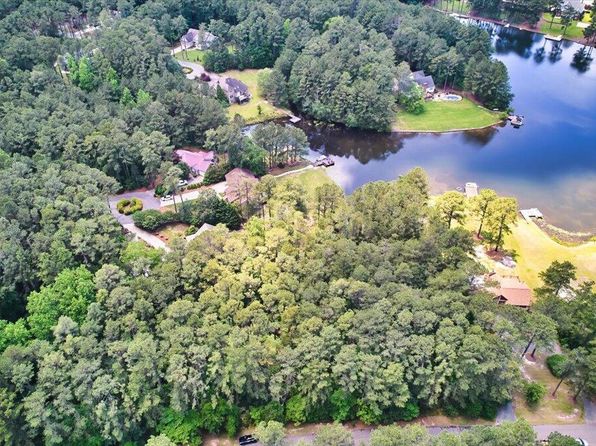 16 Lakeshore Drive, Wagram, NC 28396