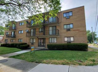 17901 Lake Shore Blvd, Cleveland, OH 44119
