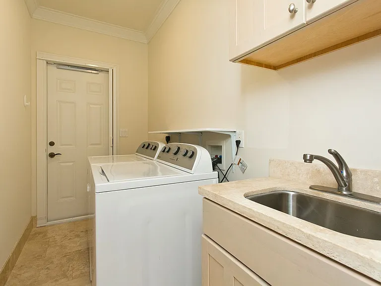 4716 Farmers Rd — Photo 10