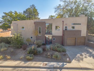 2612 Vista Larga Ave NE, Albuquerque, NM, 87106