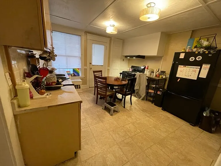 1 Manning Blvd — Photo 2