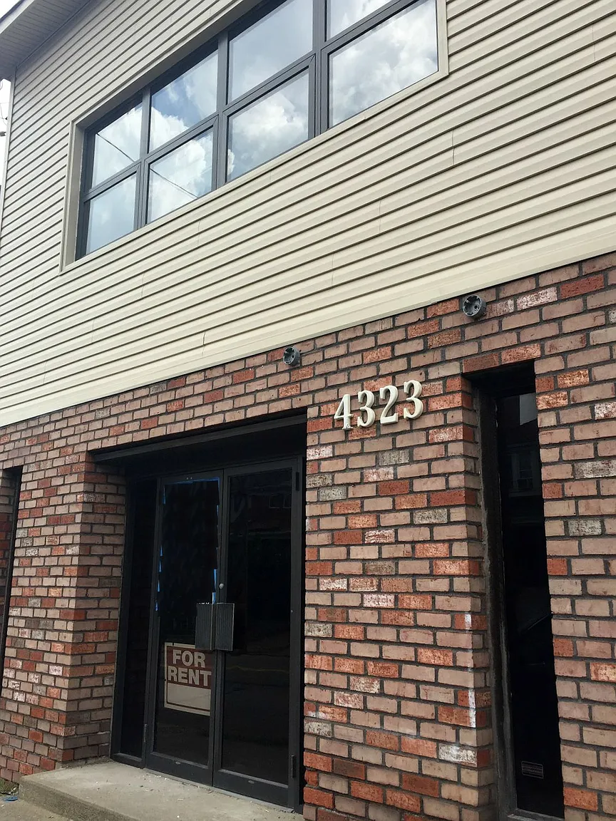 4323 Murray Ave photo 1
