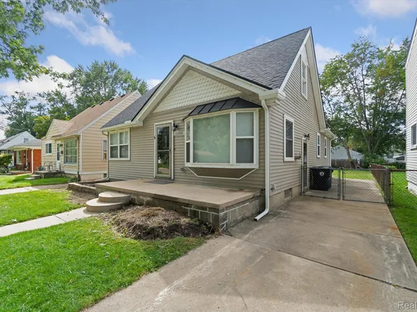 18501 Olympia, Redford, MI 48240