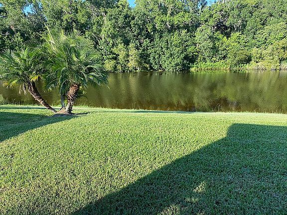4th image of 27524 Sugar Loaf Dr