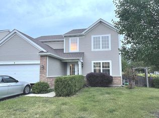 4 Kenilworth Ave, Romeoville, IL 60446