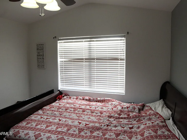 38103 N Bonnie Ln — Photo 5