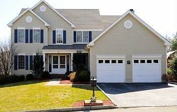 2nd image of 18 Greene Ln