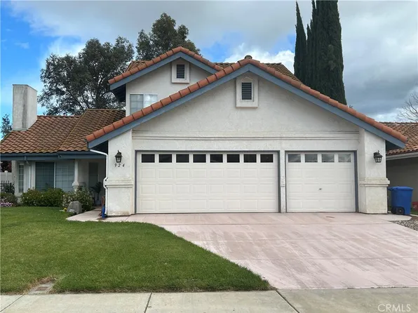 924 Inverness Dr, Paso Robles, CA 93446
