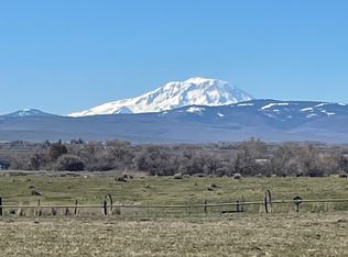 520 Sunray Rd, White Swan, WA 98952