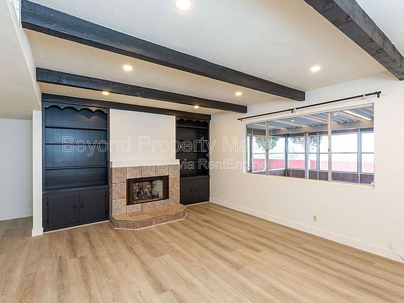 4th image of 3725 Orion Dr