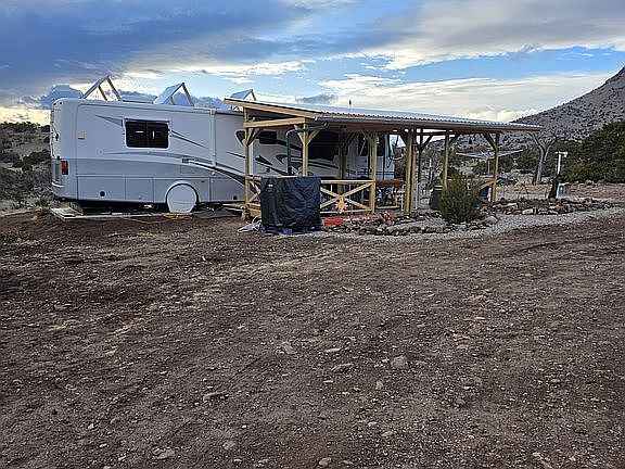 2nd image of 270 Sugarloaf Trl