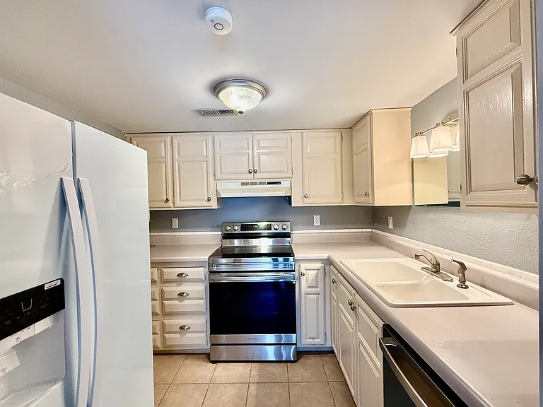 20 Annette Ln — Photo 10