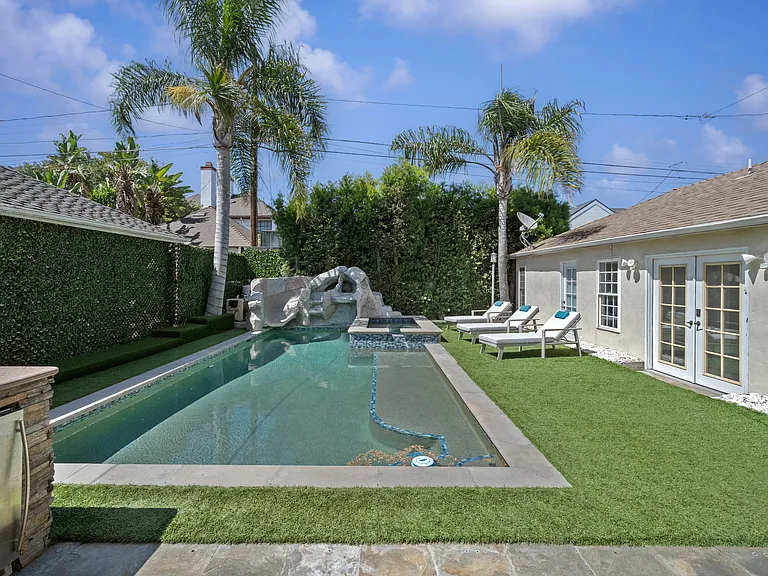 9031 Cresta Dr — Photo 72