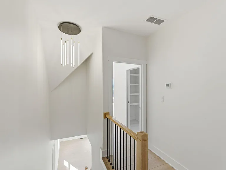 442 General John Payne Blvd — Photo 43