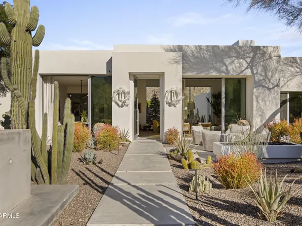 6124 N Camelback Manor Drive, Paradise Valley, AZ 85253