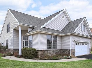 42 Tallman Ln, Somerset, NJ 08873