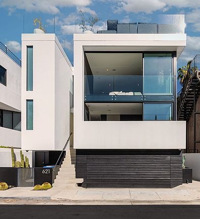 4th image of 621 Mildred Ave #1