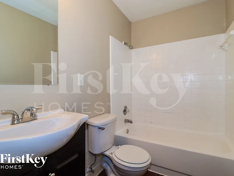 970 Hawkview Dr — Photo 11