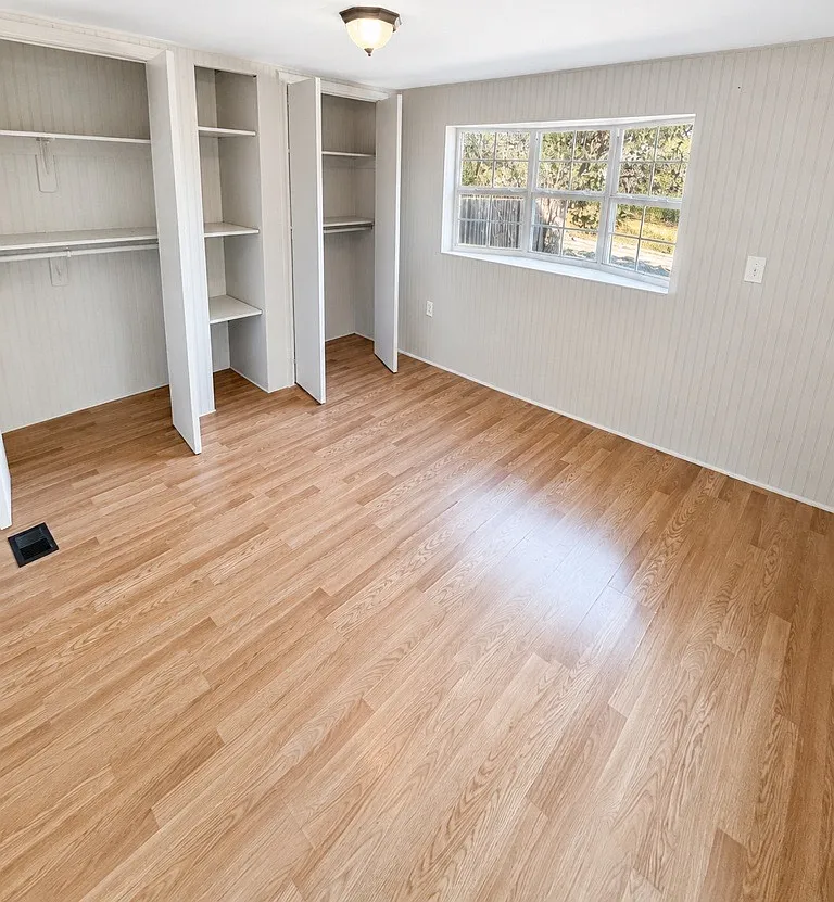 3 bed, $1,425 — Photo 4