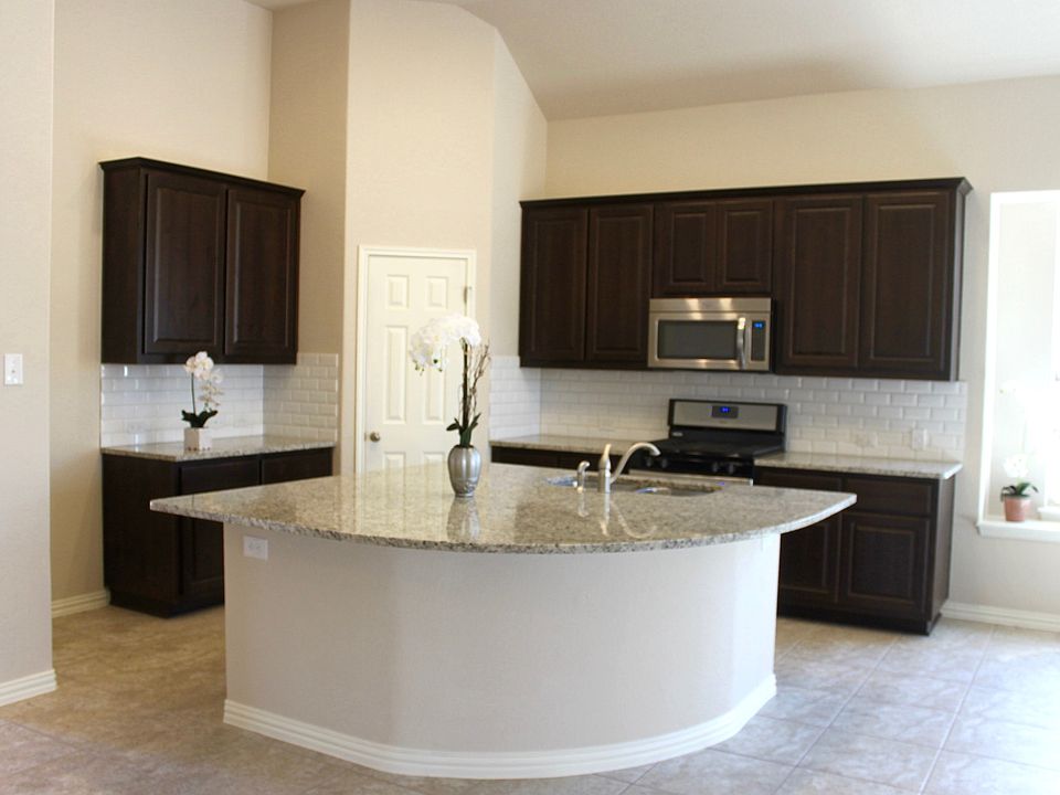Gorgeous kitchen with all stainless appliances.granite count