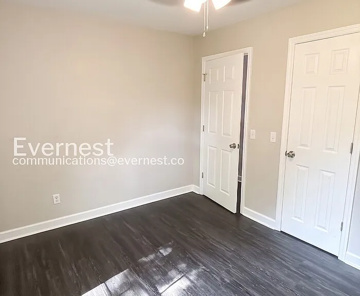 736 Hancock Rd — Photo 14
