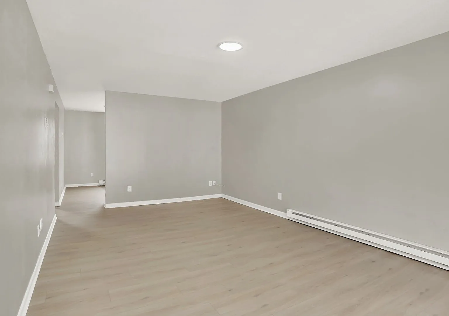 Austin Street Homes - Comfort & Convenience Combined 2BR Townhomes Now Leasing — Photo 4