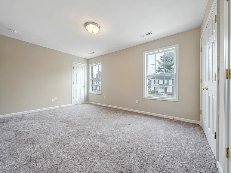 160 Salem Ln #160 — Photo 8