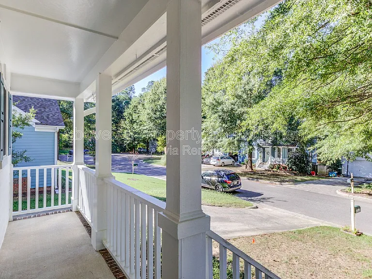 103 Unaka Ct — Photo 10