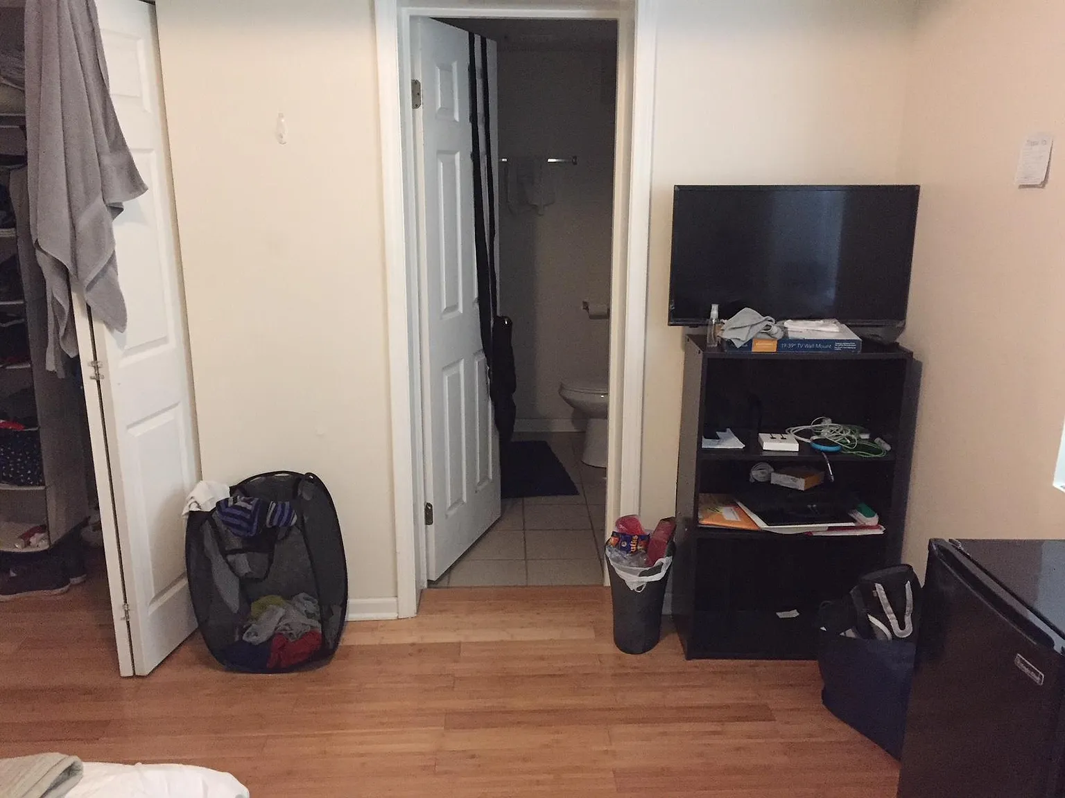 3 bed, 1200 sqft, $750 — Photo 3