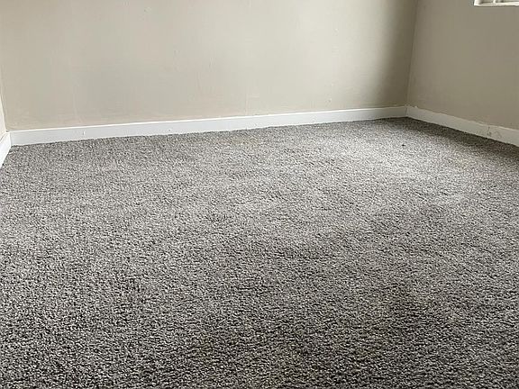 3rd image of 1471 Kress Rd