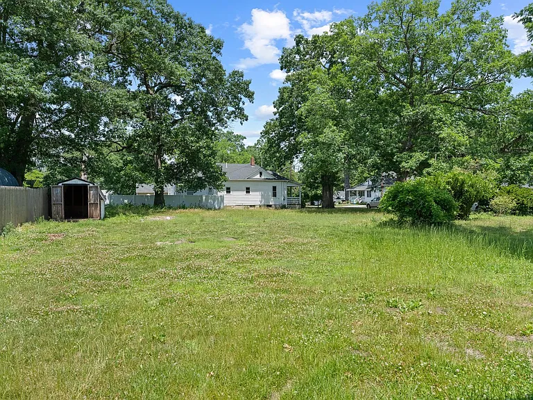 1101 Marne Hwy — Photo 23