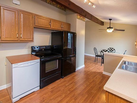 4th image of 21941 Briarwood Dr