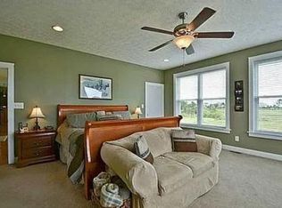 50 Edmonds Cove Rd, Hampton, VA 23664