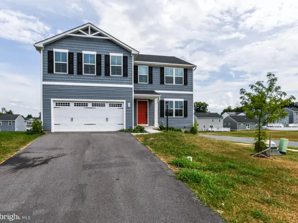 90 Charlotte St, Hagerstown, MD 21740