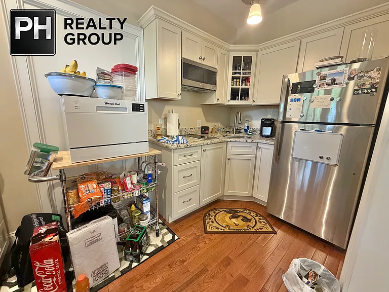 39 Highland Ave #R — Photo 6